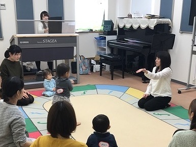 写真:0歳児のための『ぴよぴよらんど』オリジナルコース