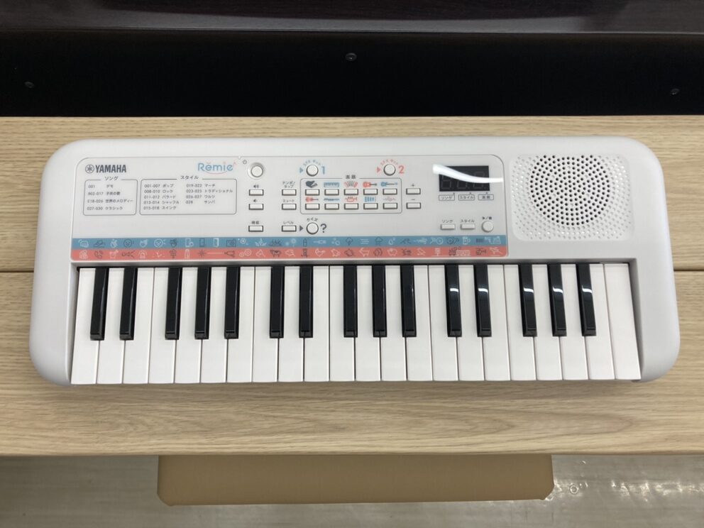写真:YAMAHA Remie PSS-E30
