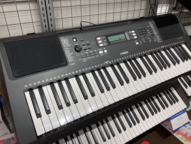 写真:YAMAHA PSR-E373