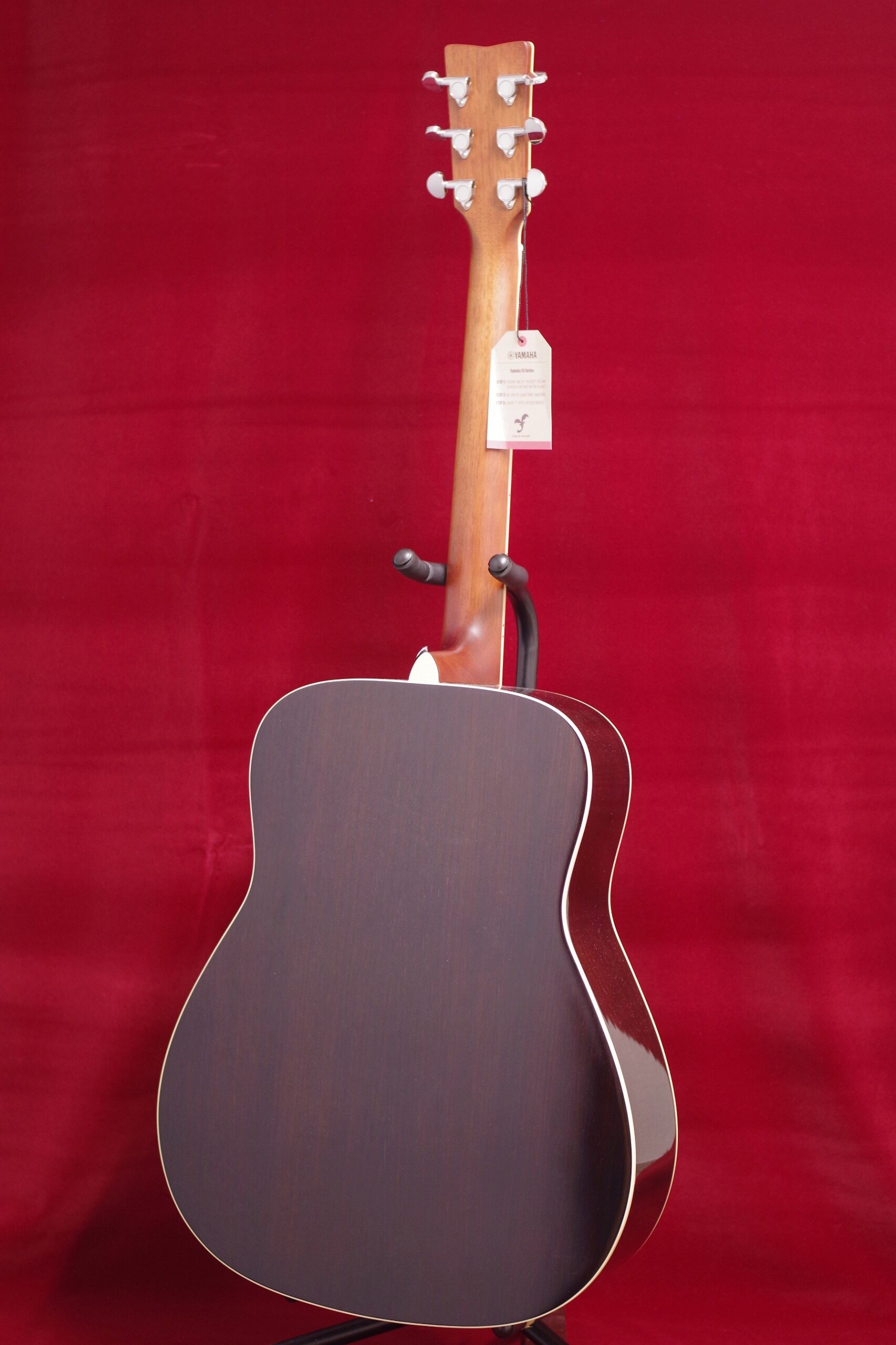 写真：YAMAHA　FG830