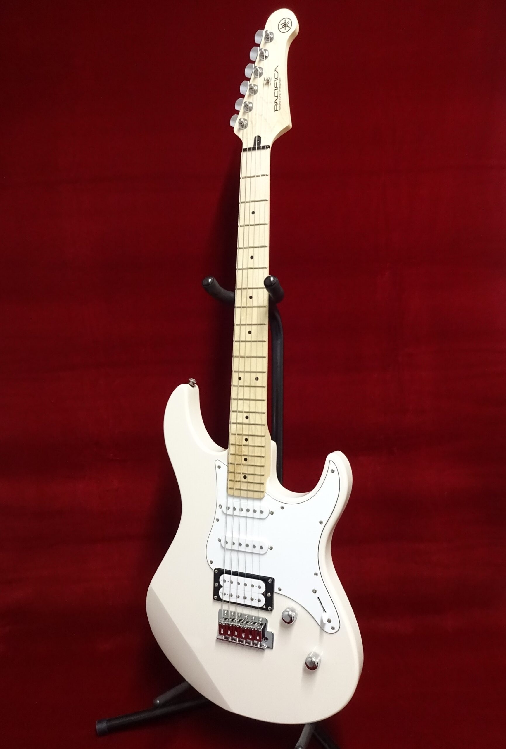 YAMAHA パシフィカ PACIFICA112VM ソニックピンク