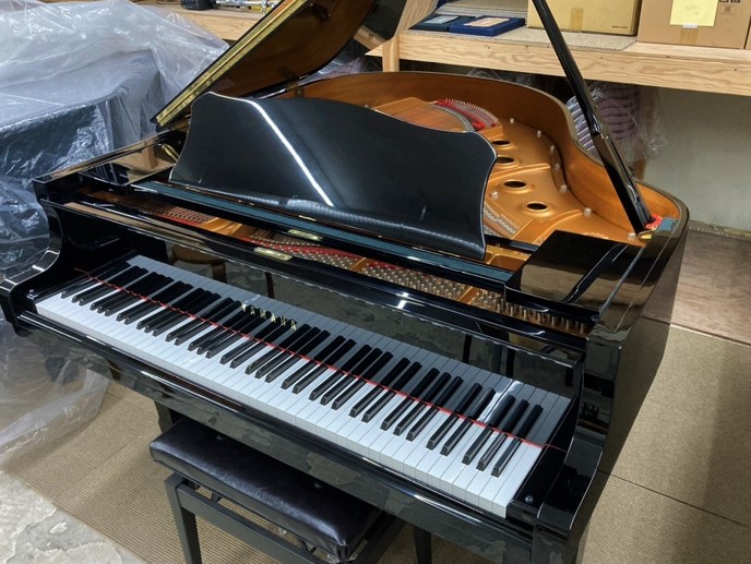 写真:YAMAHA C1L