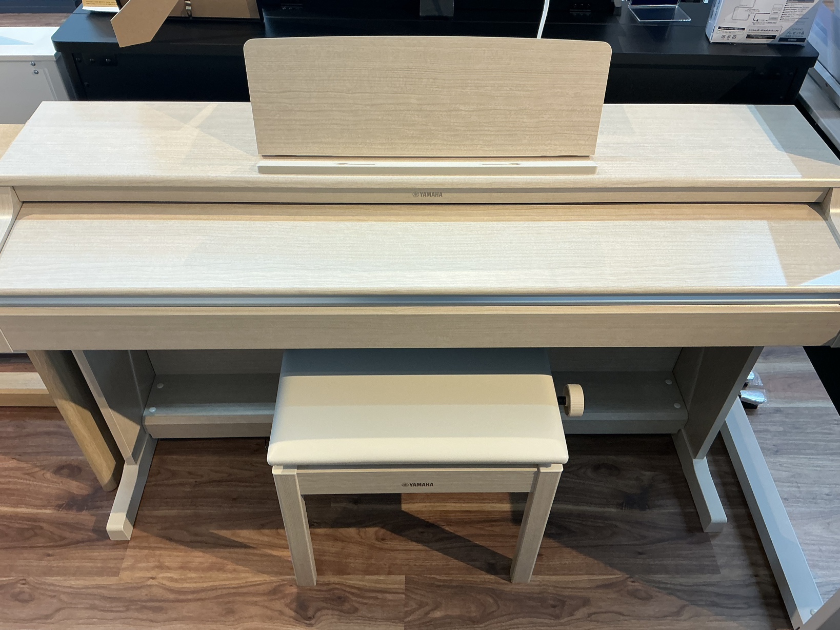 写真：YAMAHA　YDP-165