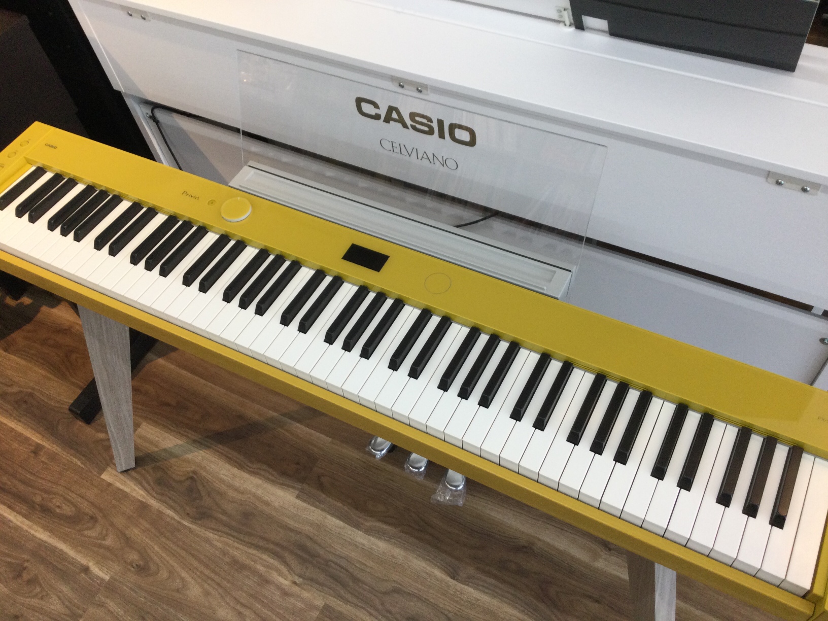 写真：CASIO　PX-S7000