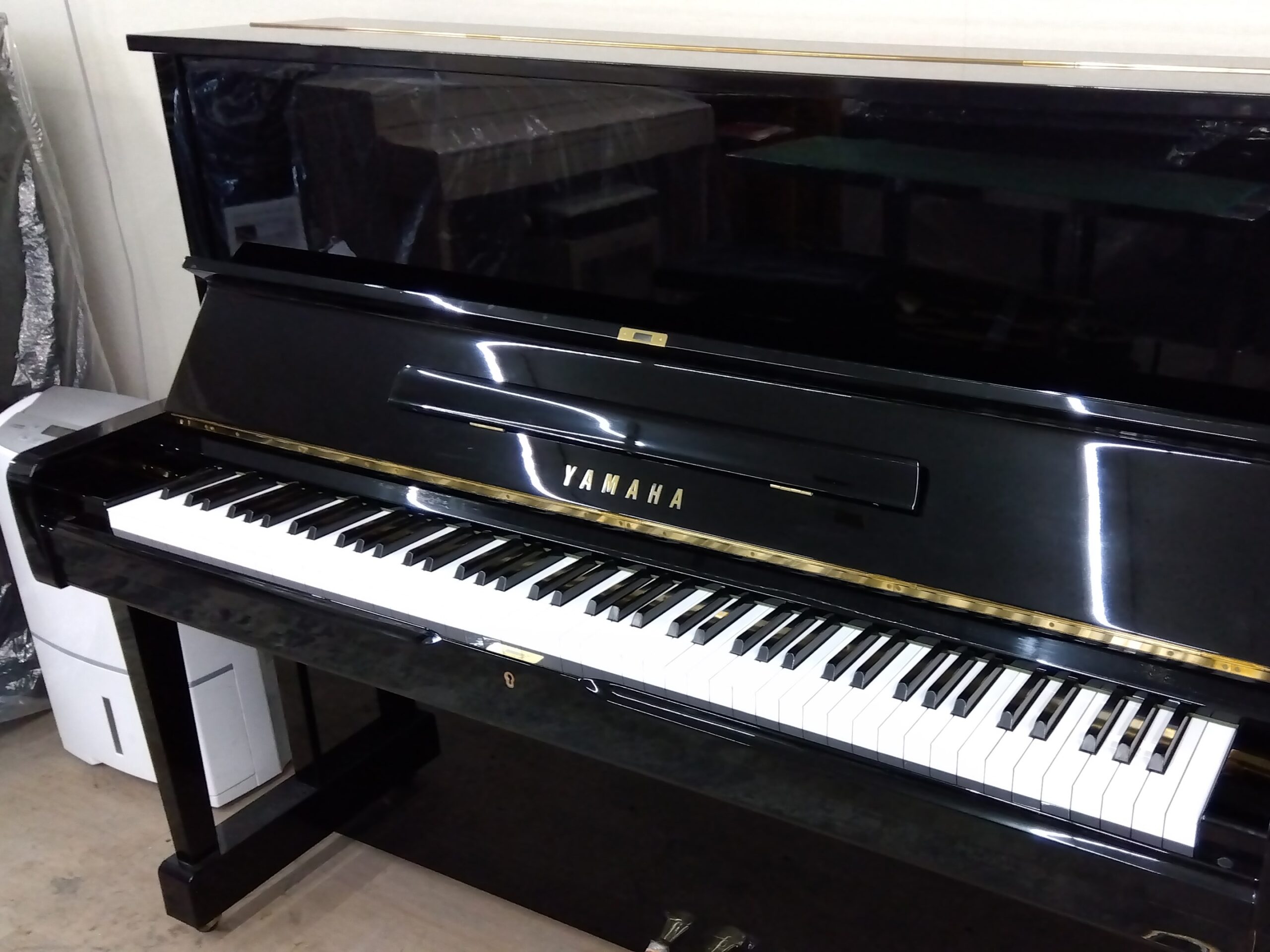 写真:YAMAHA U1M