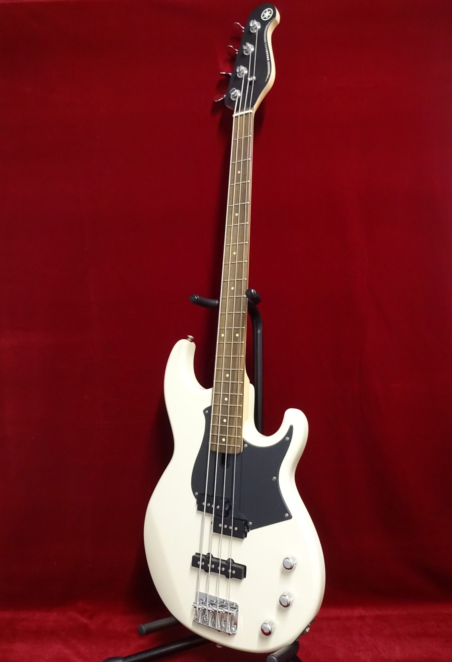YAMAHA BB234 | オリエント楽器｜ギター・ウクレレ｜オリエント楽器