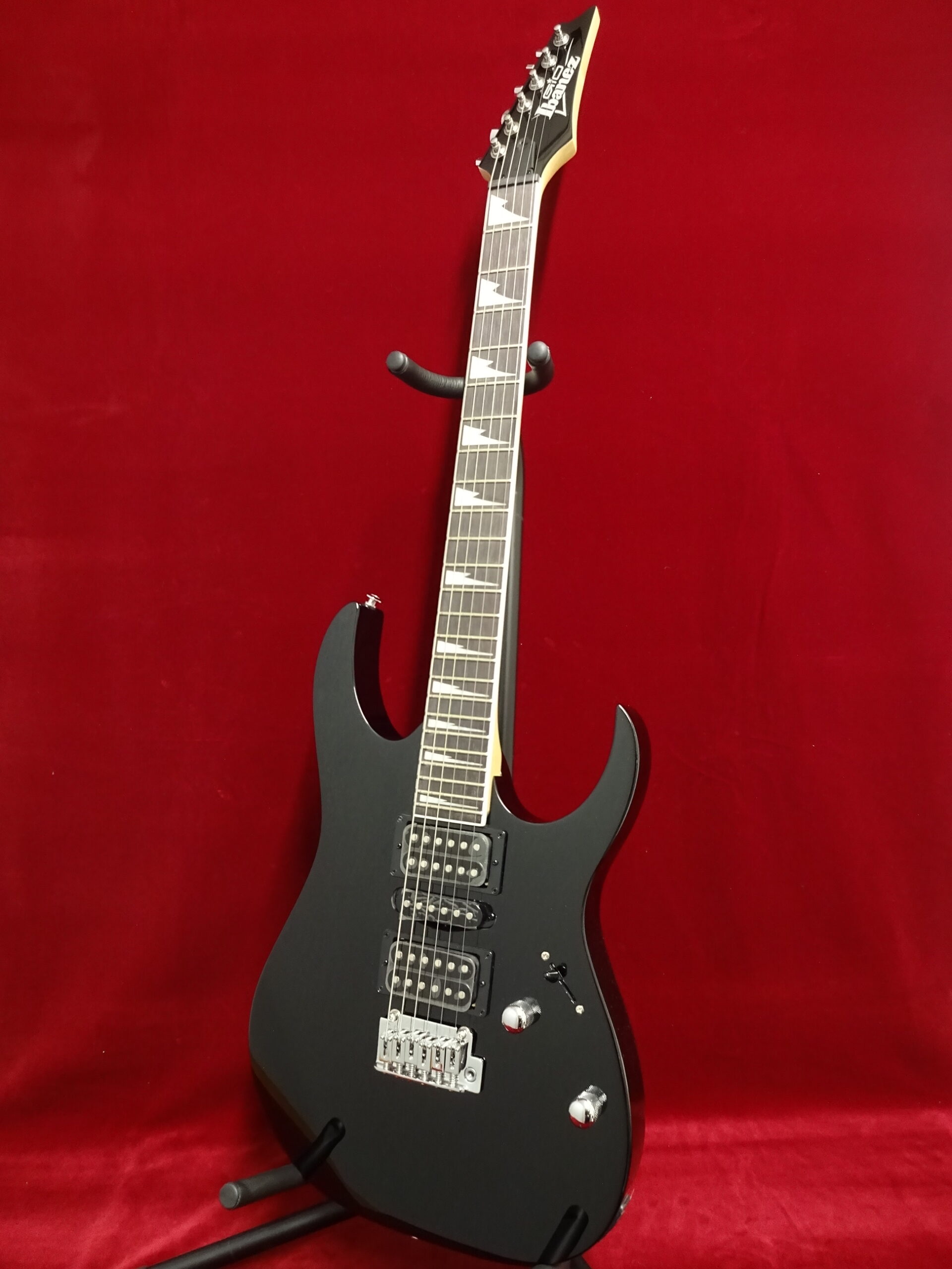 写真:Ibanez GRG170DX