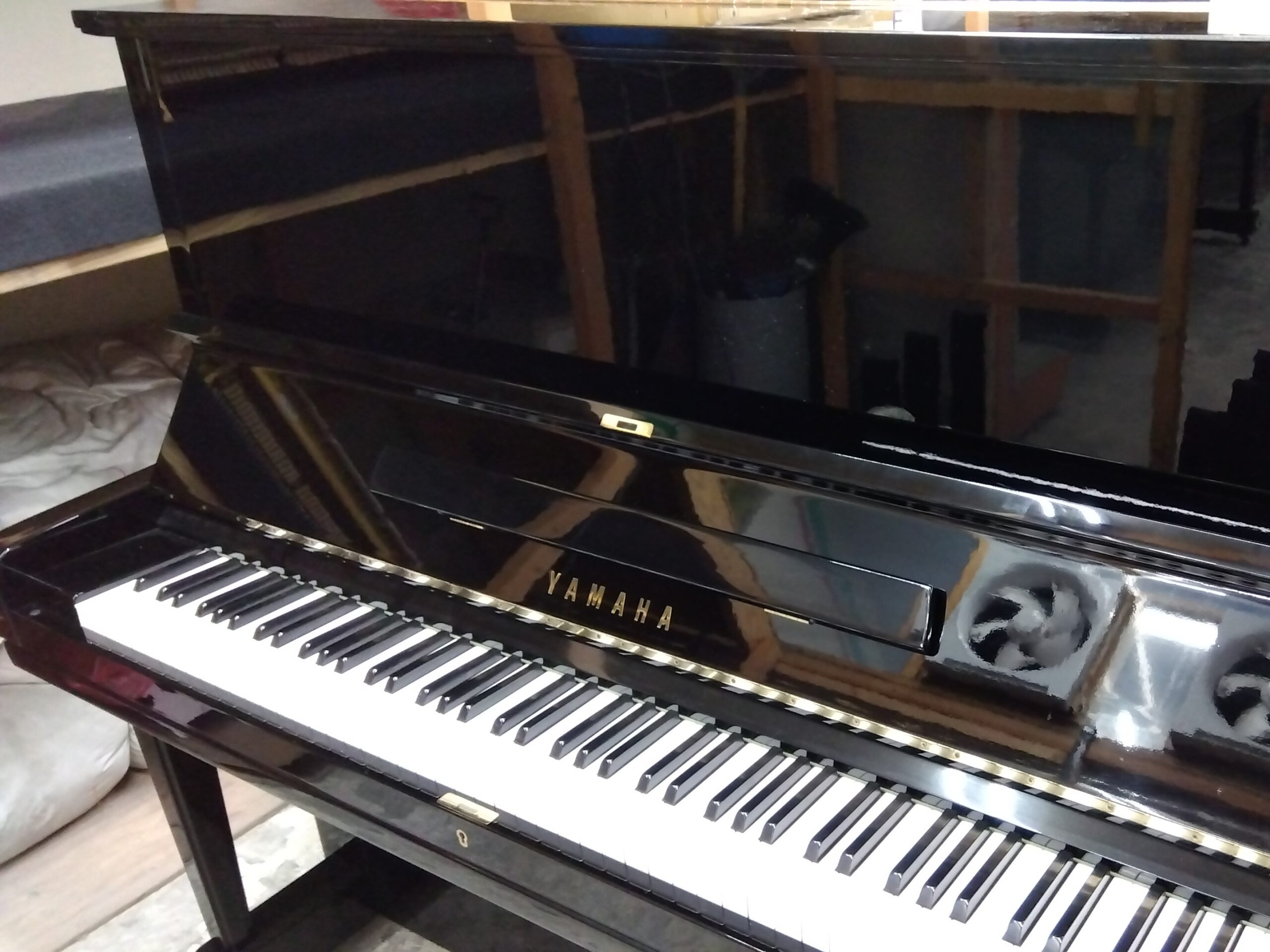 写真:YAMAHA U3E