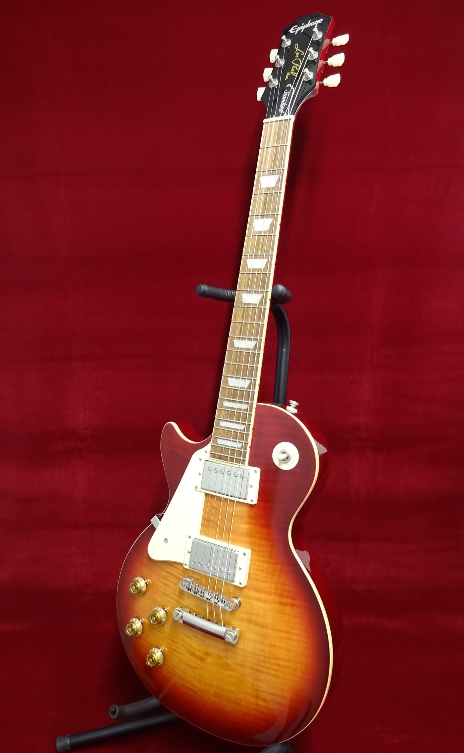 美品】エレキギター本体 Epiphone レスポールカスタム 愛らしい 試奏  