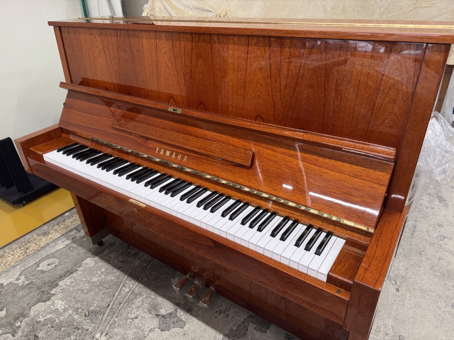 YAMAHA UX30BL | オリエント楽器｜ピアノ｜オリエント楽器