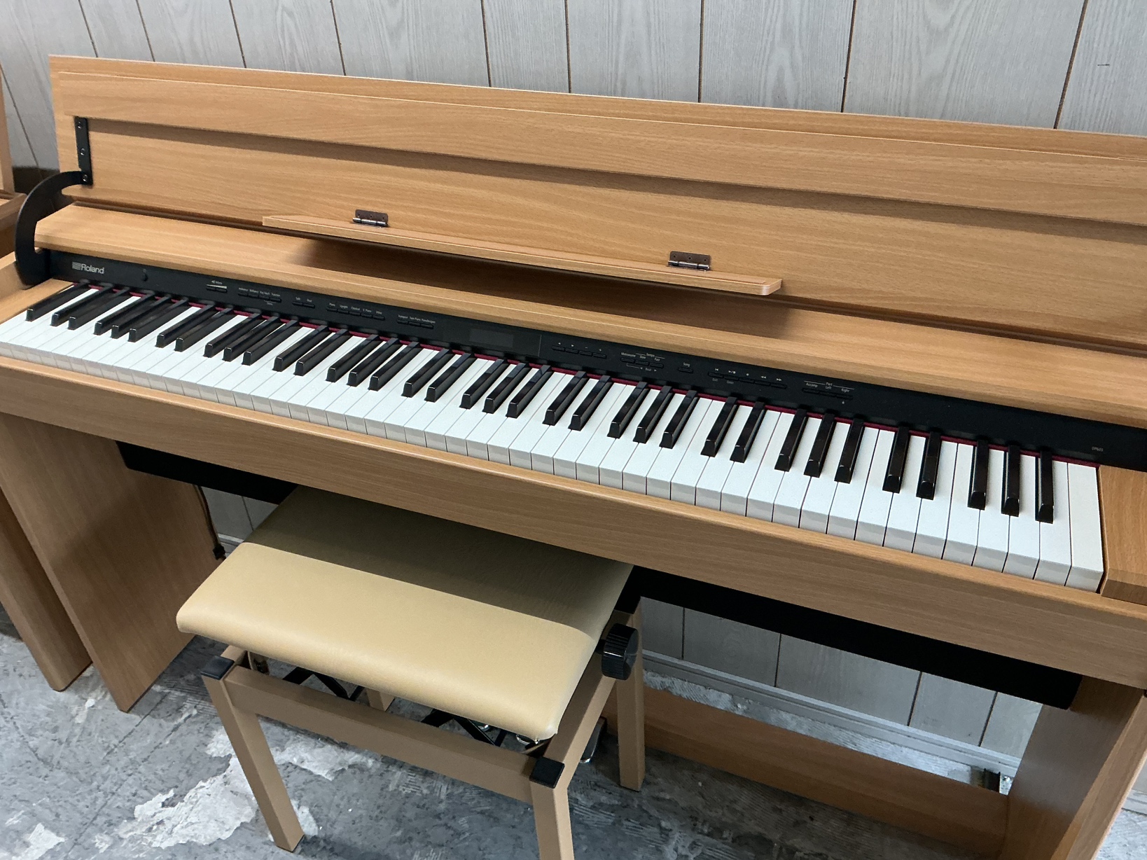 写真：ROLAND　DP603【USED】