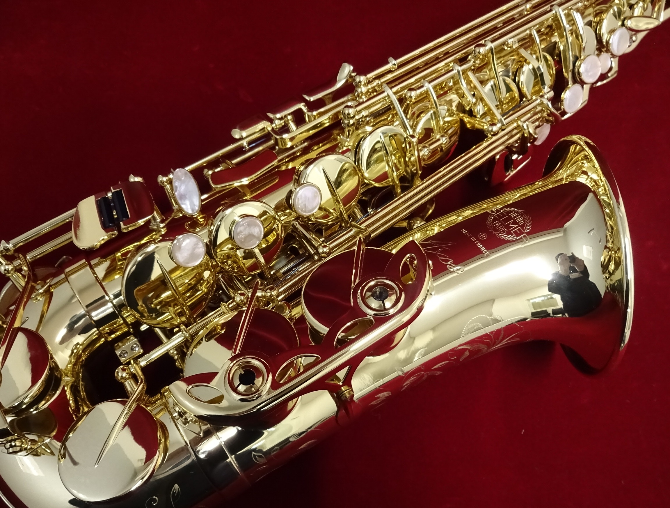 オリエント・サックス？エングレービングデザイン オリエント・サックス？エングレービングデザイン