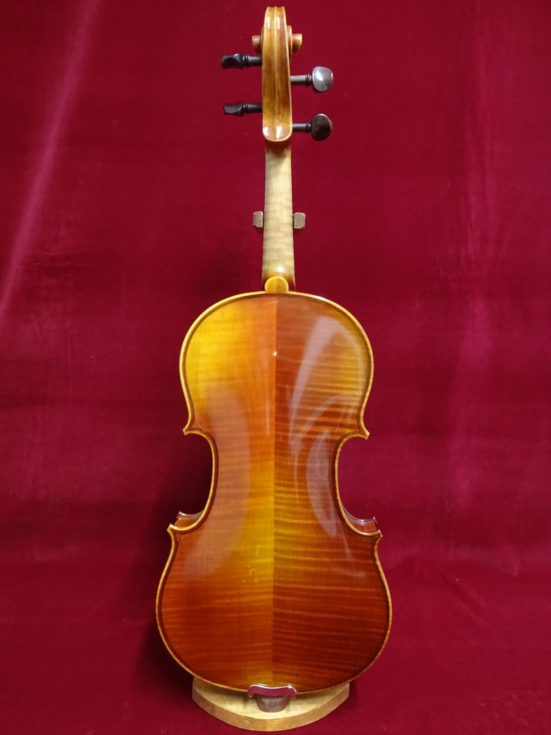 写真：Johannes Kunstler　THN200I（USED）