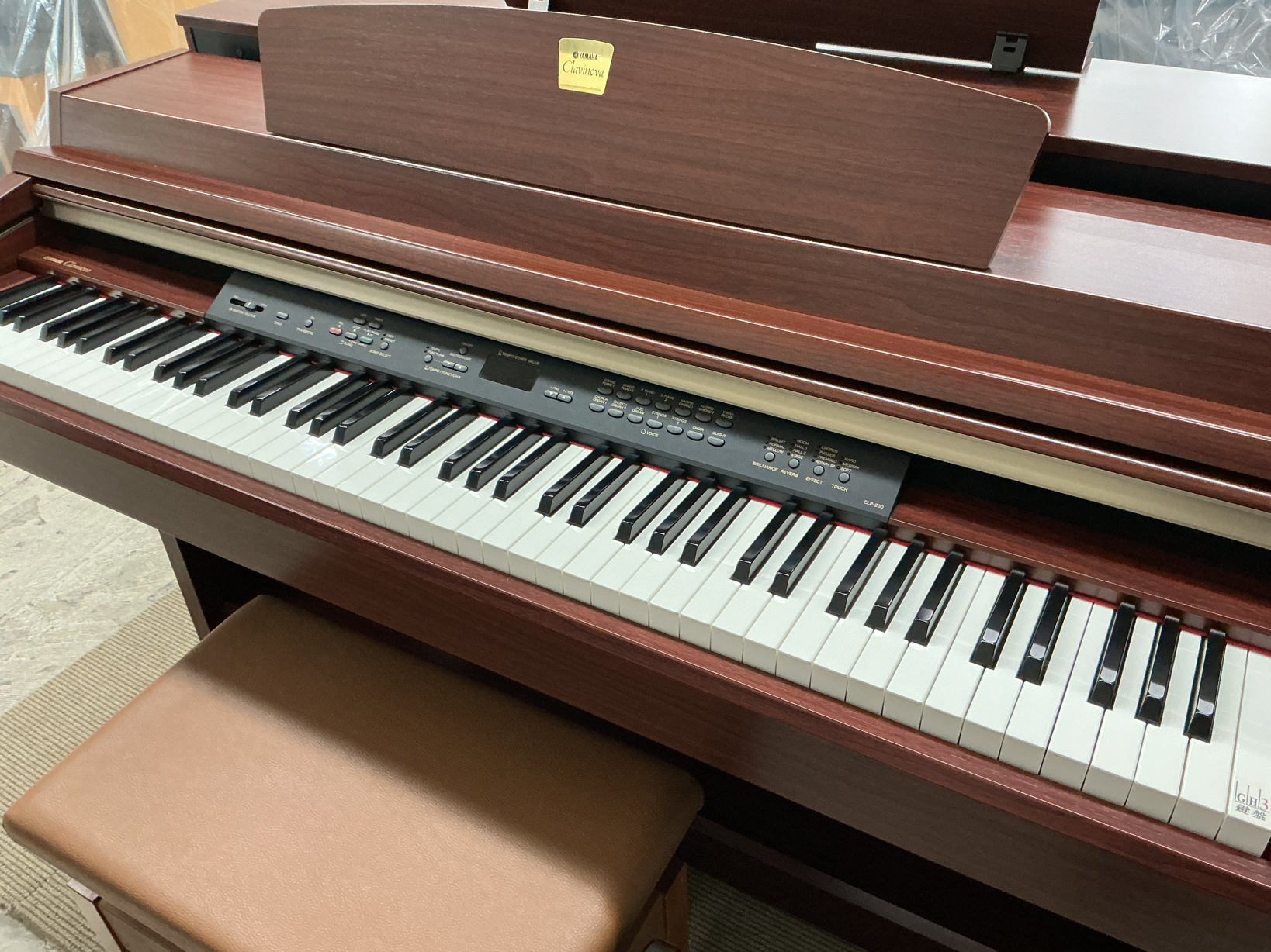写真：YAMAHA CLP-230M【USED】