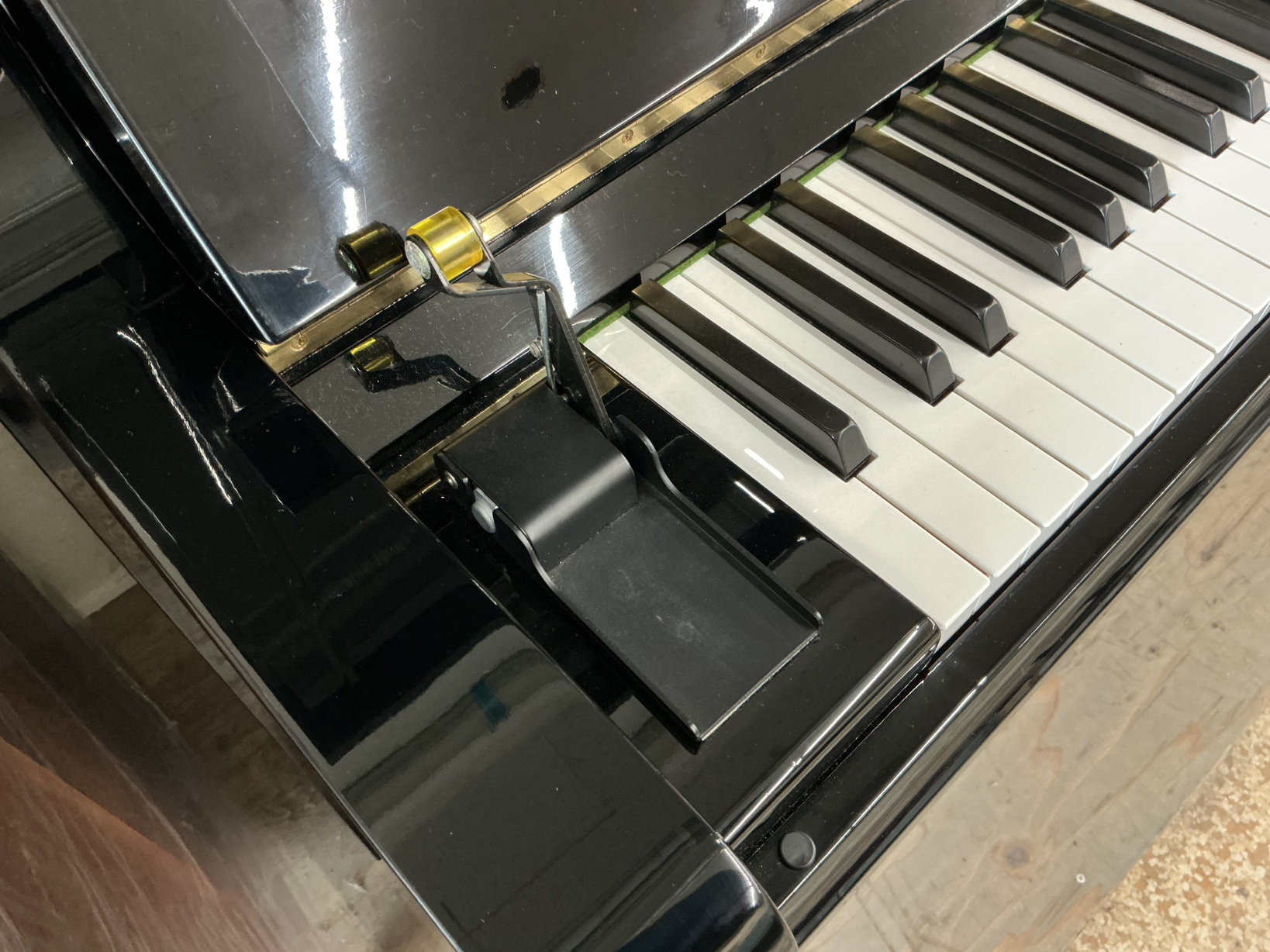 写真:YAMAHA U3H