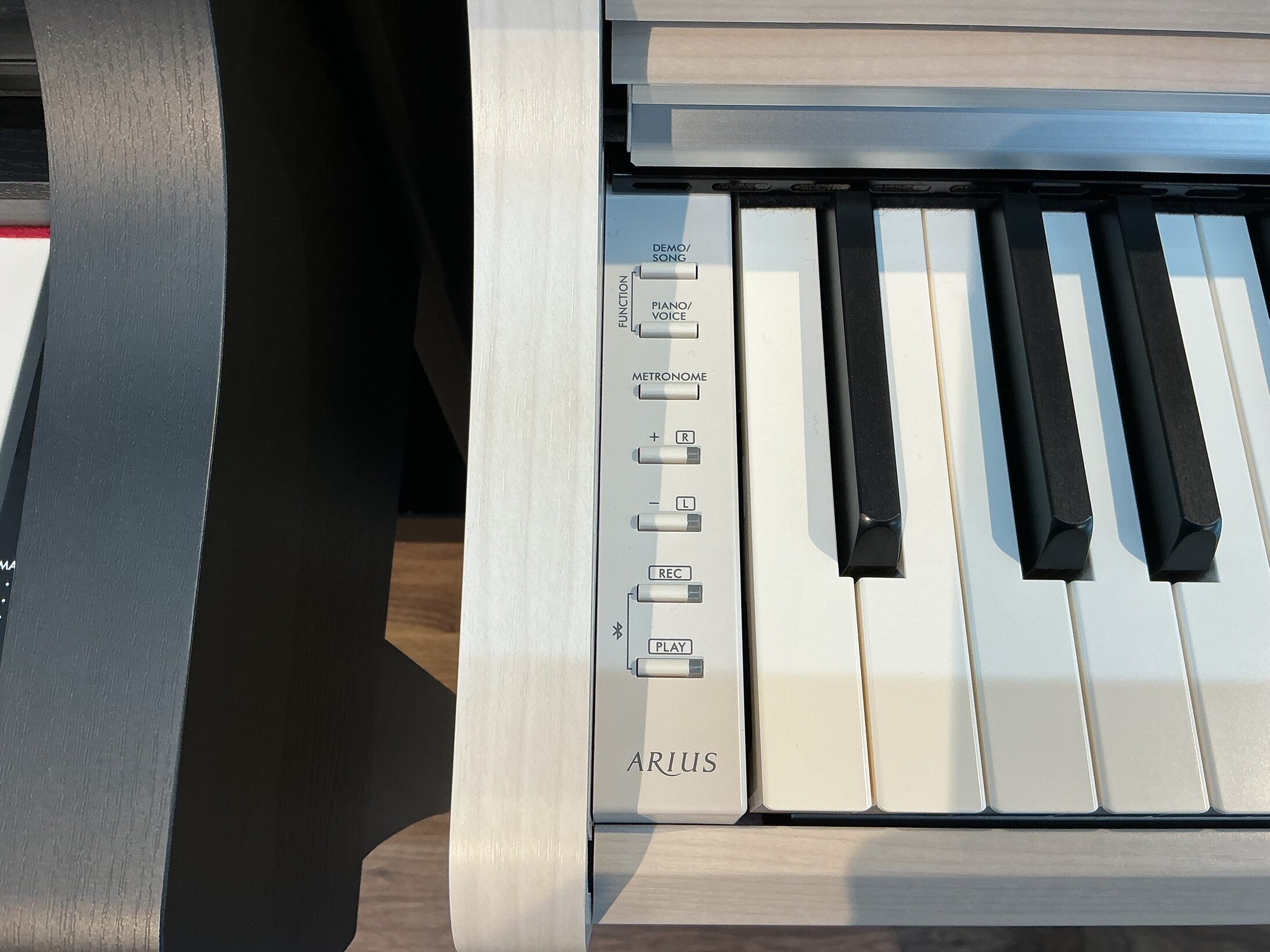 写真：YAMAHA　YDP-166